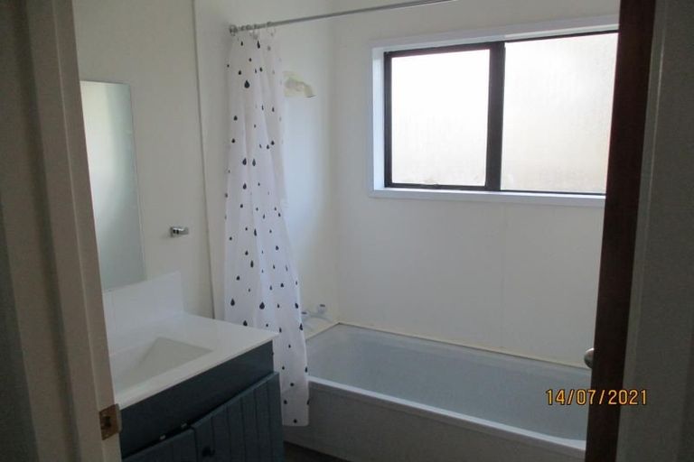 Photo of property in 24 Linwood Drive, Paraparaumu, 5032