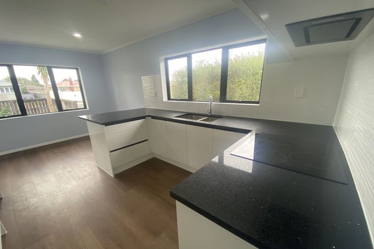 Photo of property in 1/35 Rollerson Street, Papakura, 2110