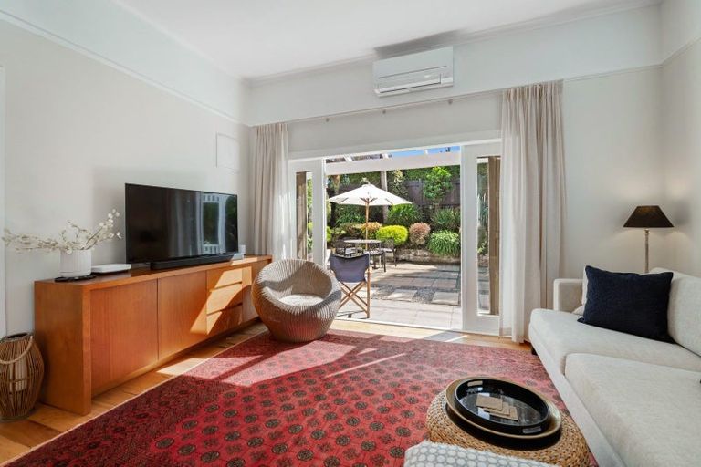 Photo of property in 65 Vipond Road, Stanmore Bay, Whangaparaoa, 0932