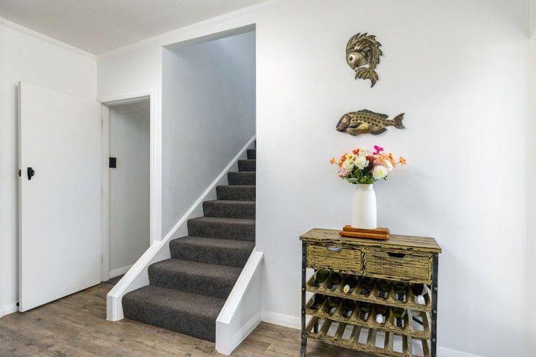 Photo of property in 8 Newbourne Crescent, Redwoodtown, Blenheim, 7201