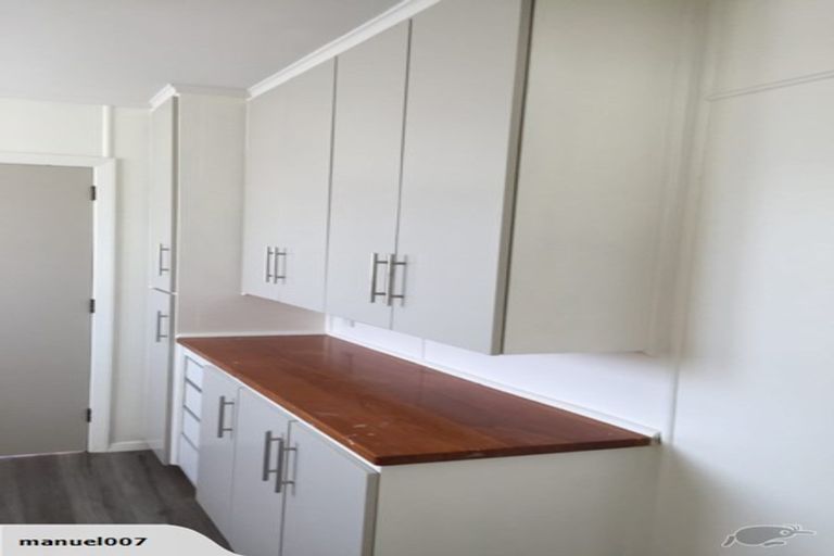 Photo of property in 17 Trevethick Grove, Woburn, Lower Hutt, 5010
