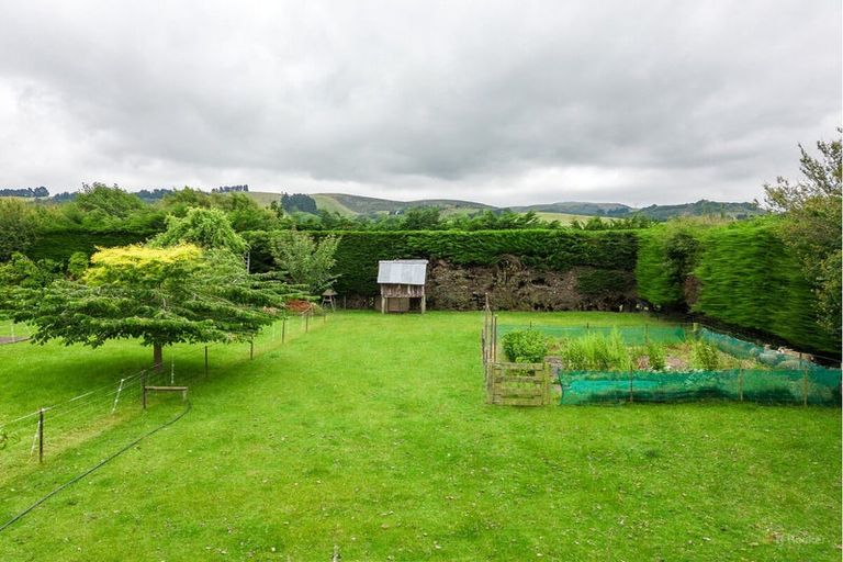 Photo of property in 749 Hakataramea Highway, Waimate, 7977