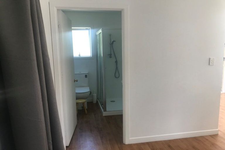 Photo of property in 8 Boyd Avenue, Mangere Bridge, Auckland, 2022