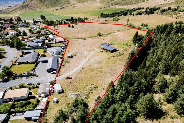 Photo of property in 48 Ahuriri Drive, Omarama, 9412