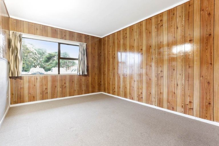 Photo of property in 2/124 Kolmar Road, Papatoetoe, Auckland, 2025