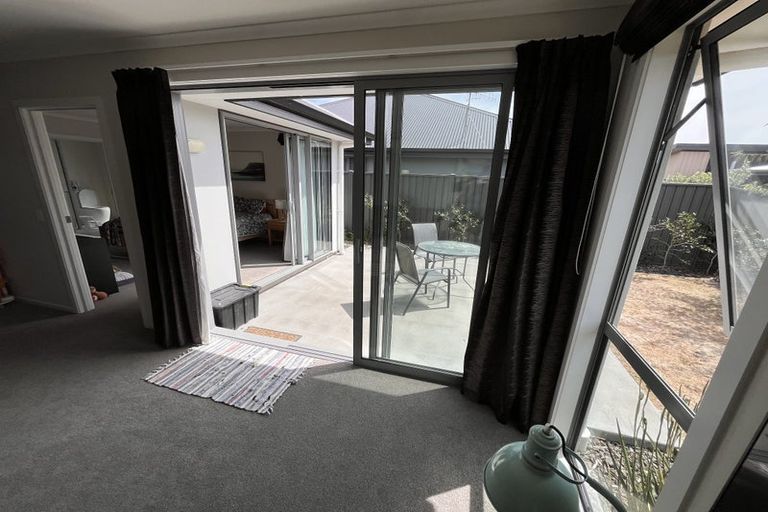 Photo of property in 37 Youngberry Drive, Richmond, 7020