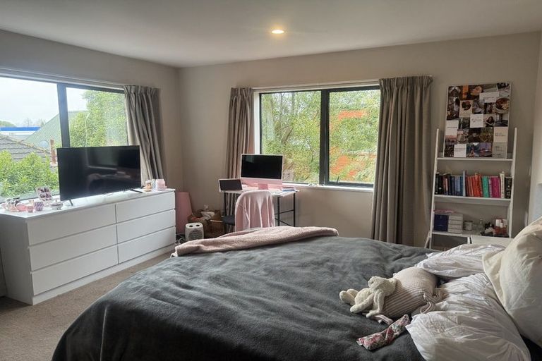 Photo of property in 132 Ilam Road, Ilam, Christchurch, 8041