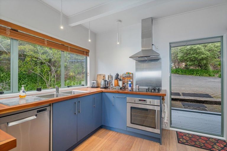 Photo of property in 554 Boat Harbour Road, Whenuakite, Whitianga, 3591