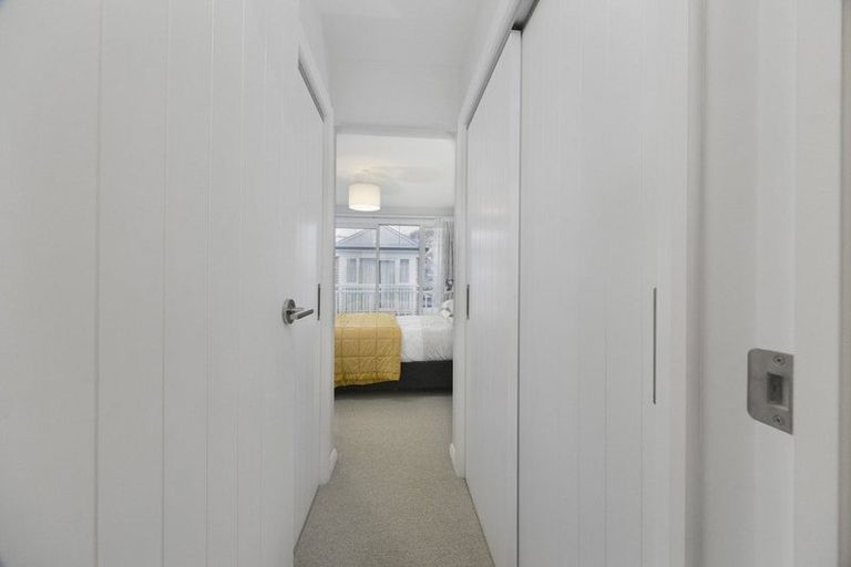 Photo of property in 17b West Avenue, Saint Clair, Dunedin, 9012