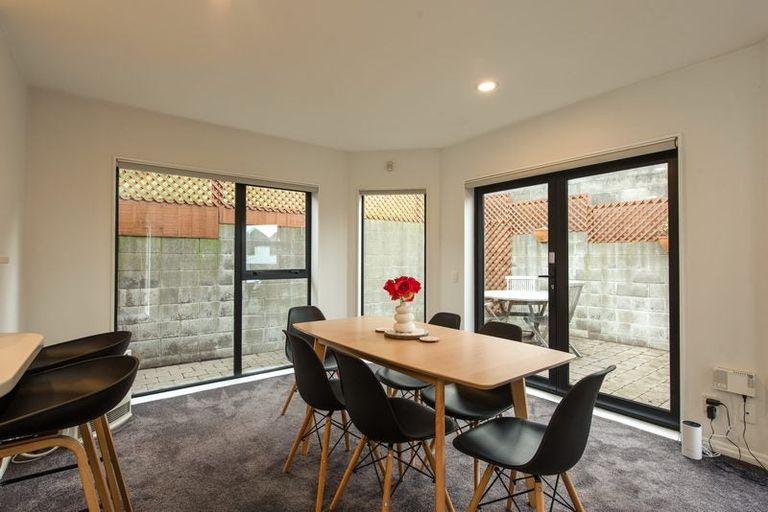 Photo of property in 18a Treasure Grove, Hataitai, Wellington, 6021