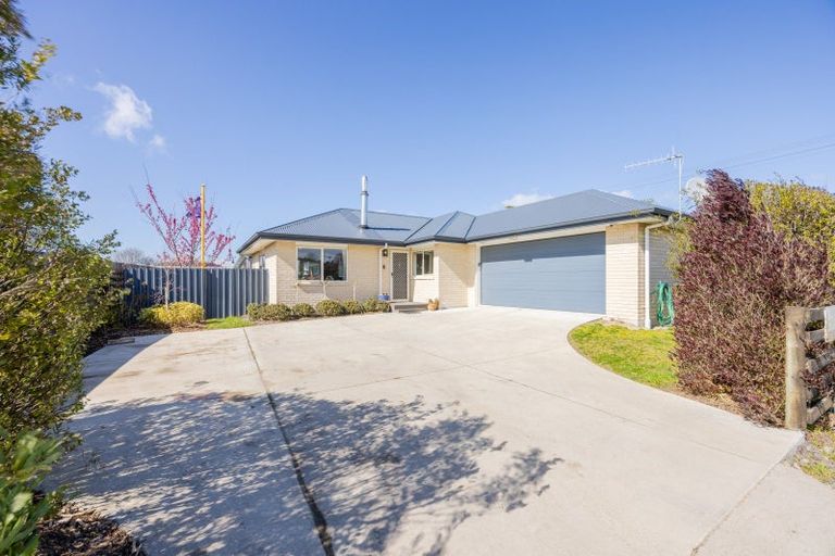 Photo of property in 37 Higginson Street, Otane, 4202