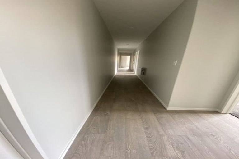 Photo of property in 17 Surf View Crescent, Red Beach, 0932