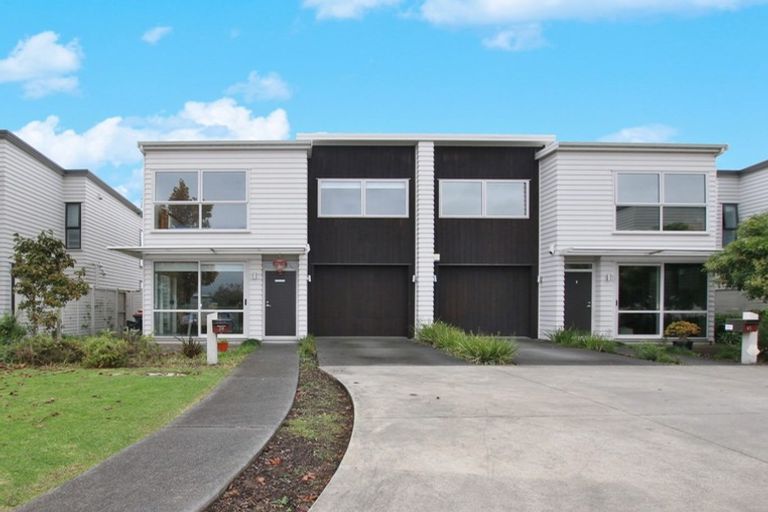 Photo of property in 39 Costa Viva Crescent, Karaka, Papakura, 2113