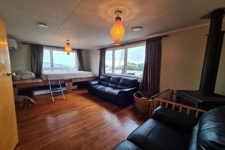 Photo of property in 65 Marama Crescent, Spotswood, New Plymouth, 4310