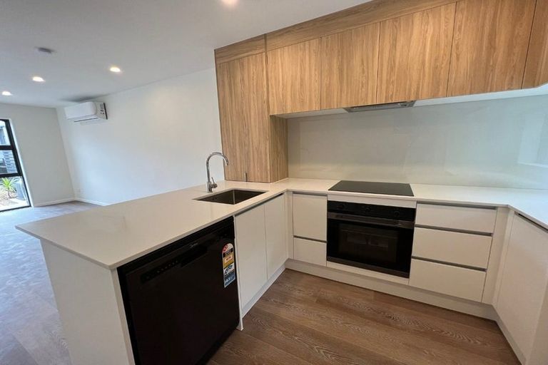 Photo of property in 23 Selo Street, Glen Eden, Auckland, 0602