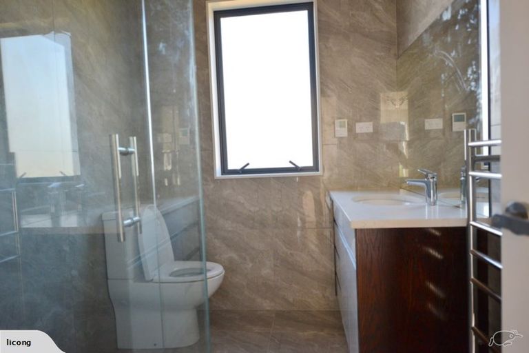 Photo of property in 48 Pohutukawa Parade, Riverhead, 0820