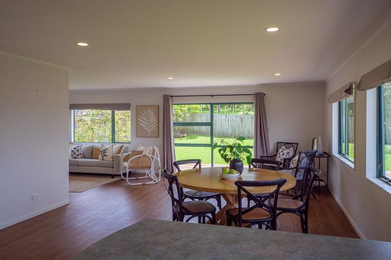 Photo of property in 21 Robinia Place, Snells Beach, 0920