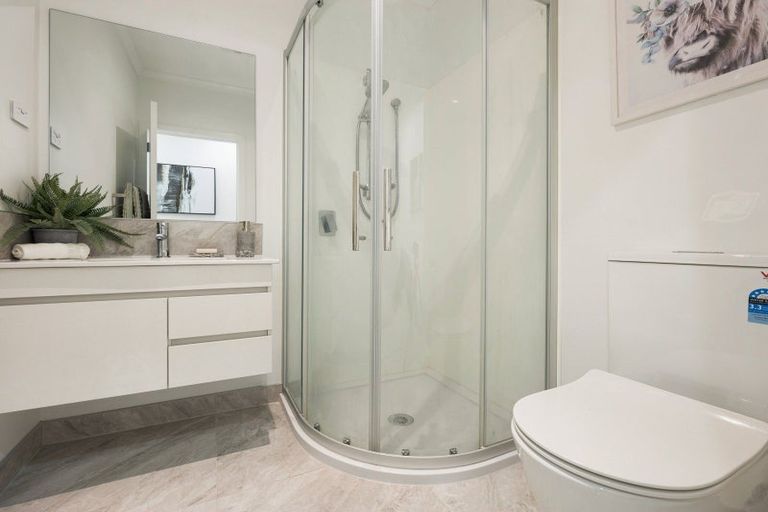 Photo of property in 5u2 Camden Place, Pukete, Hamilton, 3200