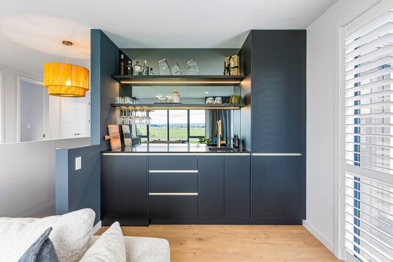 Photo of property in 74 Pelorus Avenue, Poraiti, Napier, 4112