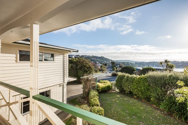 Photo of property in 17 Leeward Drive, Whitby, Porirua, 5024
