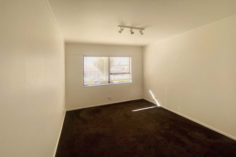 Photo of property in 32a Elliot Street, Howick, Auckland, 2014