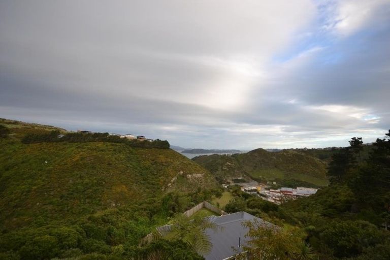 Photo of property in 25f1 Kitchener Terrace, Johnsonville, Wellington, 6037