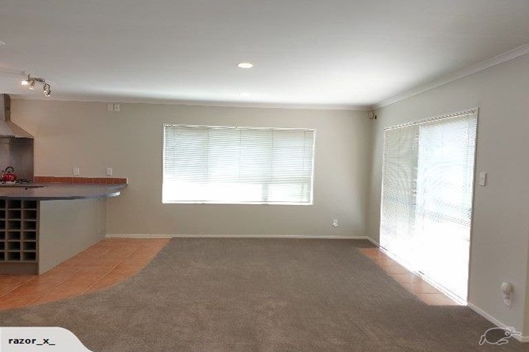 Photo of property in 9 Ironstone Place, Randwick Park, Auckland, 2105