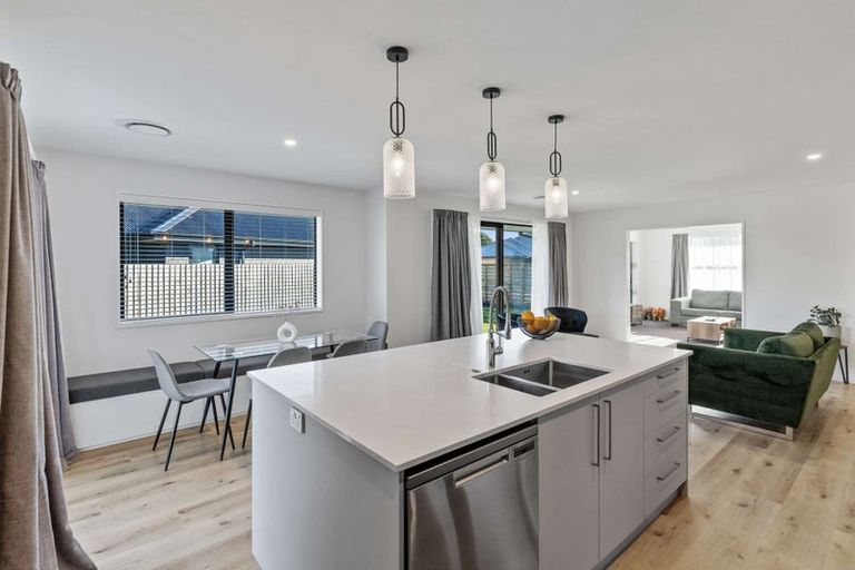 Photo of property in 26 Fearne Drive, Woodend, 7610