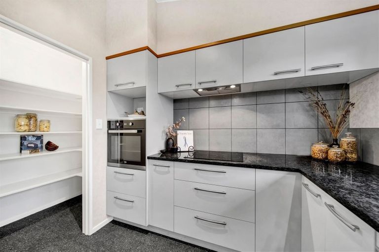 Photo of property in 121 Mercade Close, Stratford, 4332