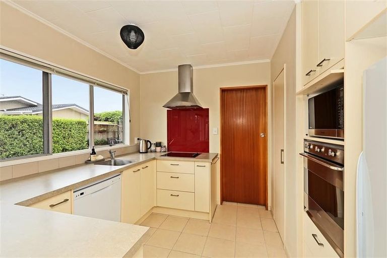 Photo of property in 3 D'arcy Place, Taradale, Napier, 4112