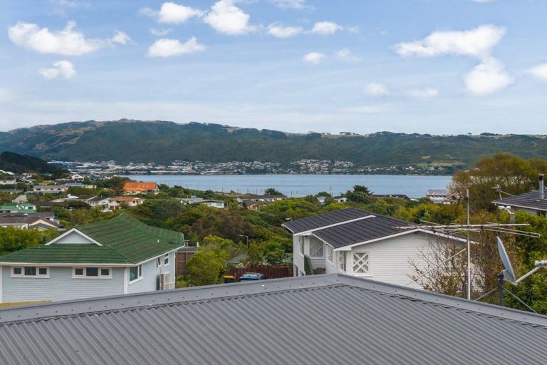 Photo of property in 11 Tweed Road, Papakowhai, Porirua, 5024