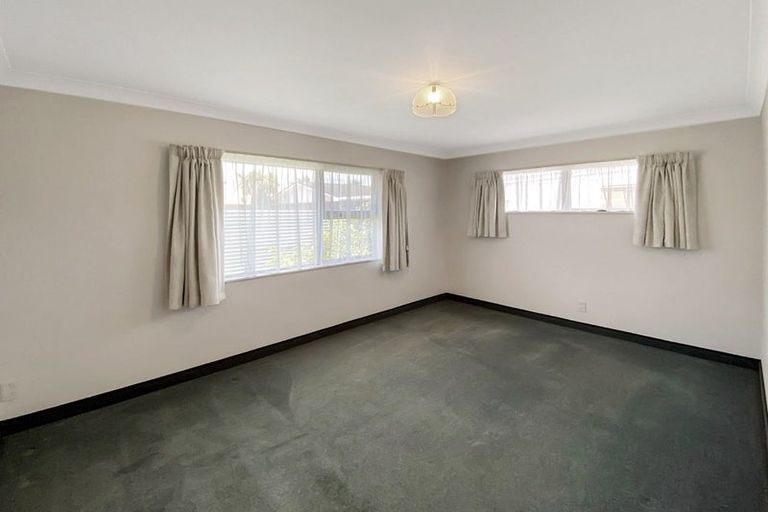 Photo of property in 156 Heretaunga Street, Palmerston North, 4414