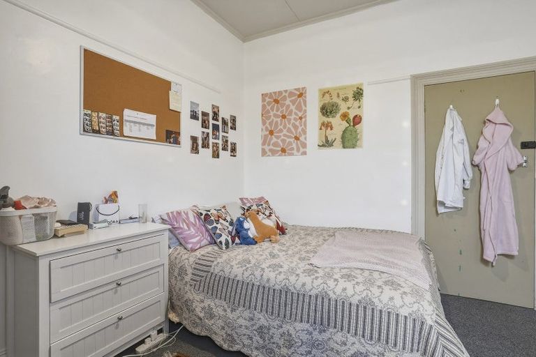 Photo of property in 828 Cumberland Street, North Dunedin, Dunedin, 9016