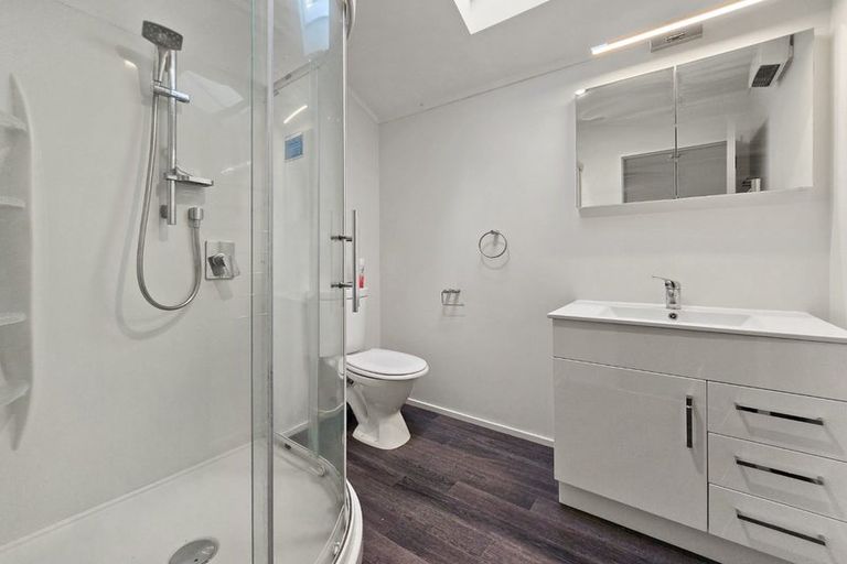 Photo of property in 4/8 Girton Terrace, Mount Cook, Wellington, 6021