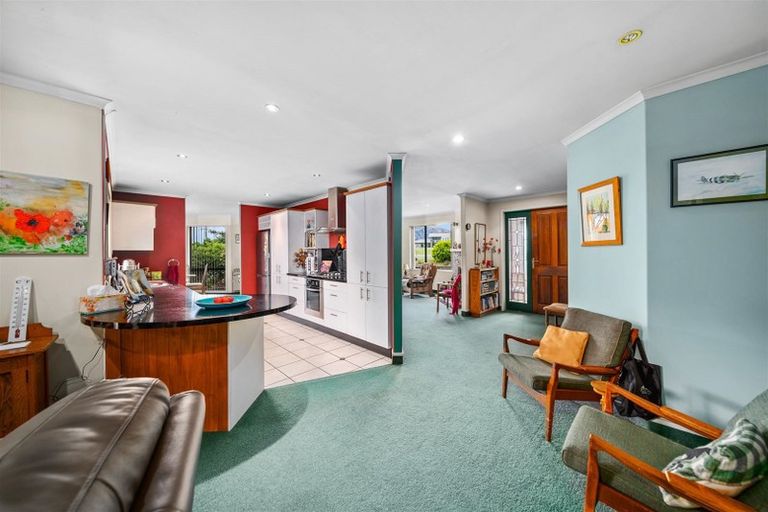 Photo of property in 125 Kings Drive, Wanaka, 9305