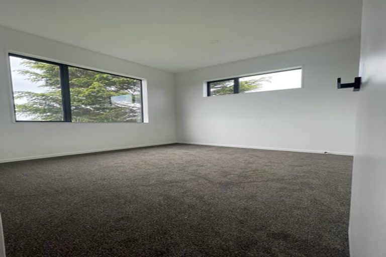 Photo of property in 1 Zion Road, Birkenhead, Auckland, 0626