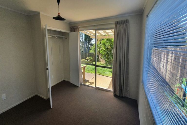 Photo of property in 243 Glamorgan Drive, Torbay, Auckland, 0630