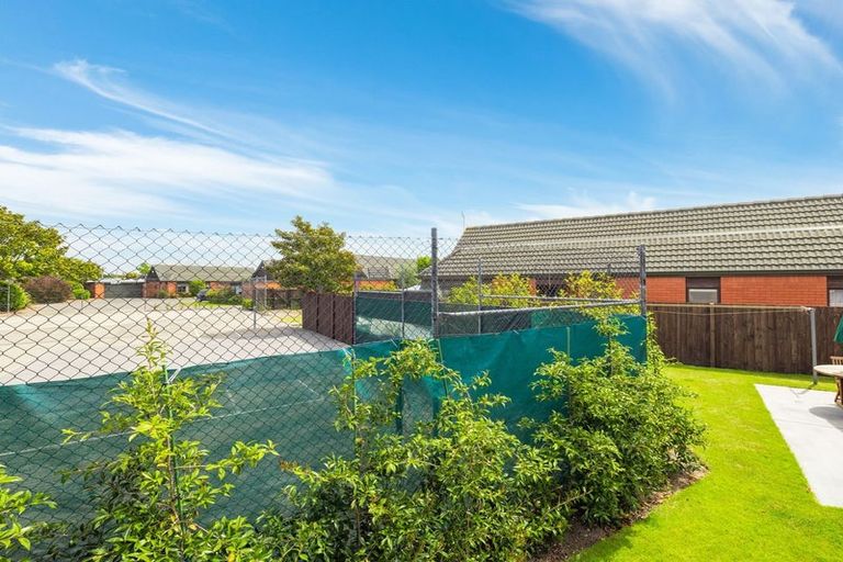 Photo of property in 14/415 Mairehau Road, Parklands, Christchurch, 8083