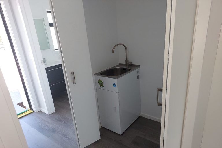 Photo of property in 8/61 Botanical Road, Takaro, Palmerston North, 4412