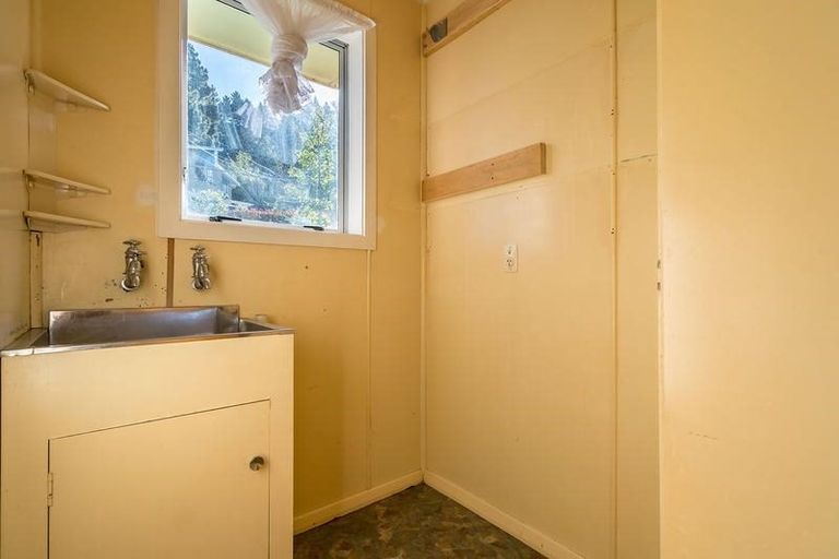 Photo of property in 4 Kohi Place, Port Chalmers, 9023