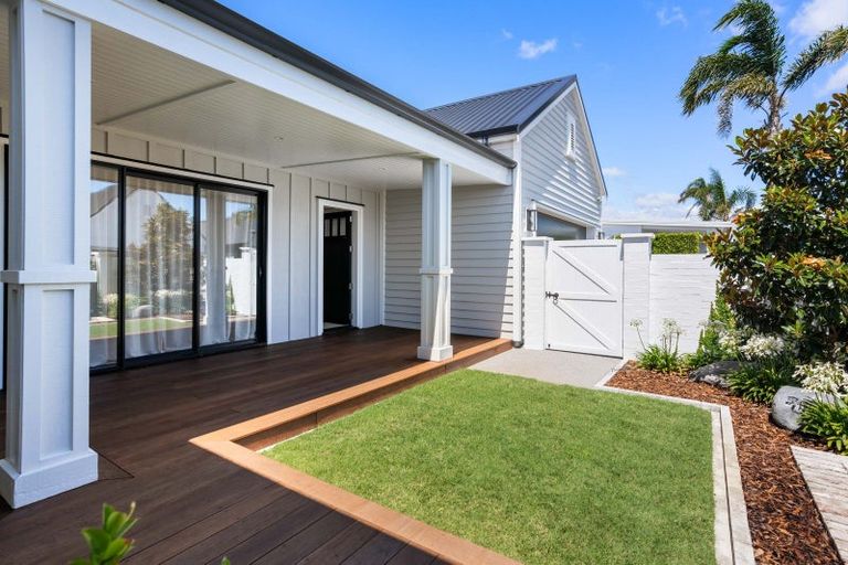 Photo of property in 15 Colpoma Close, Papamoa Beach, Papamoa, 3118