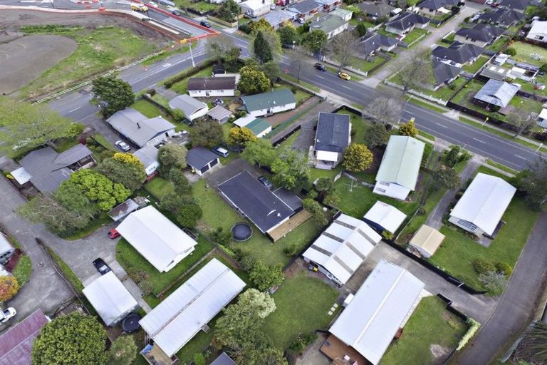 Photo of property in 19 Takanini School Road, Takanini, 2112
