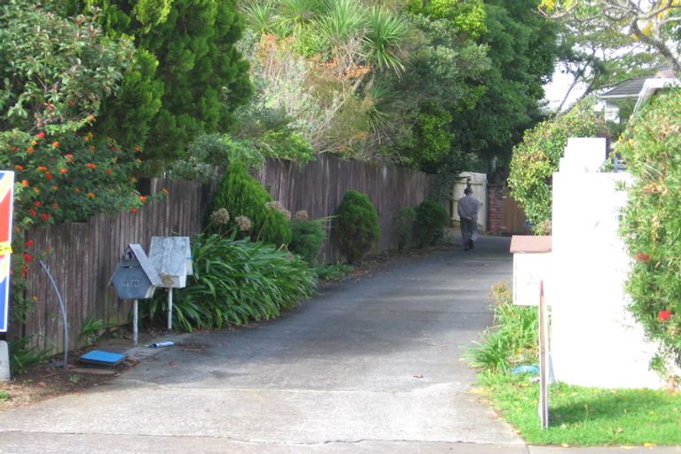 Photo of property in 1/22 Cornelian Crescent, Half Moon Bay, Auckland, 2012