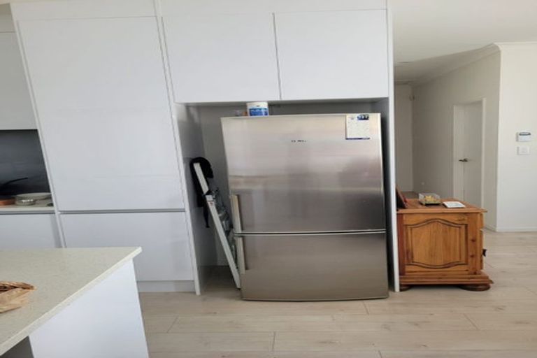 Photo of property in 48a Nikau Street, New Lynn, Auckland, 0600