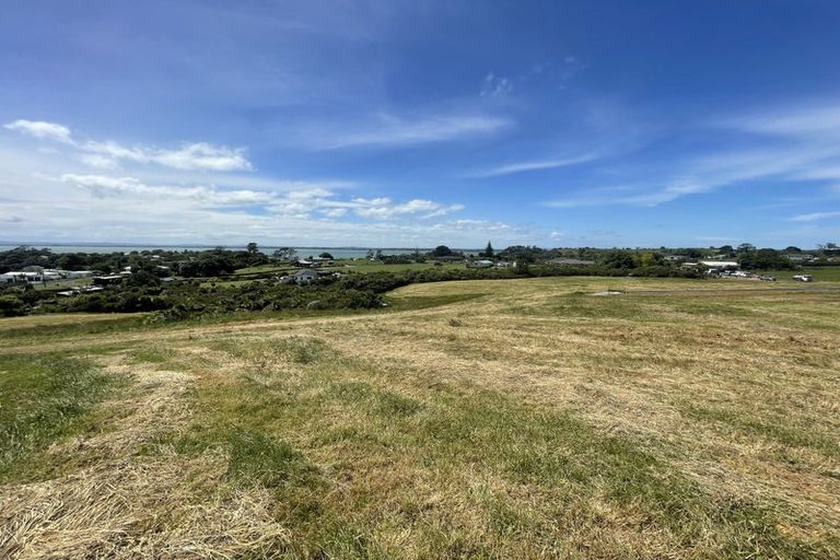 Photo of property in 28 Opoia Drive, Awhitu, 2684