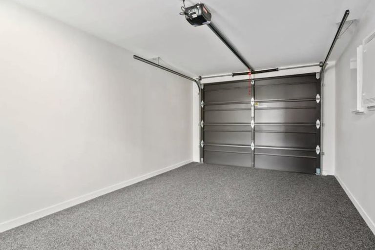 Photo of property in 27 Mulholland Drive, Jacks Point, 9371