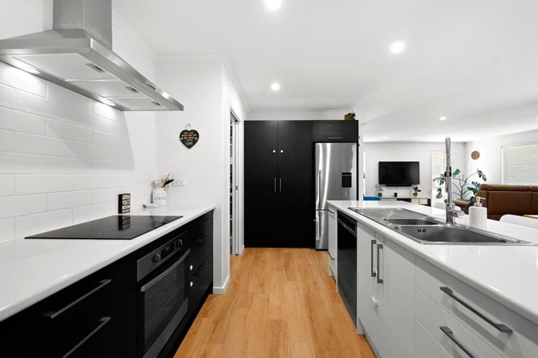 Photo of property in 253 Dixon Road, Fitzroy, Hamilton, 3206