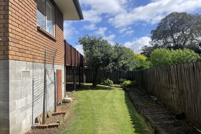 Photo of property in 16 Amherst Place, Albany, Auckland, 0632
