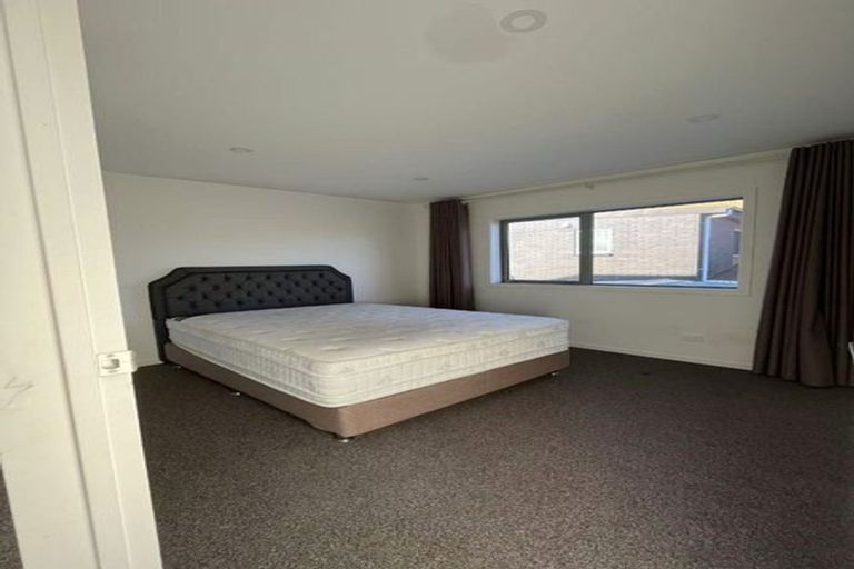 Photo of property in 19 Tihema Lane, Westgate, Auckland, 0614