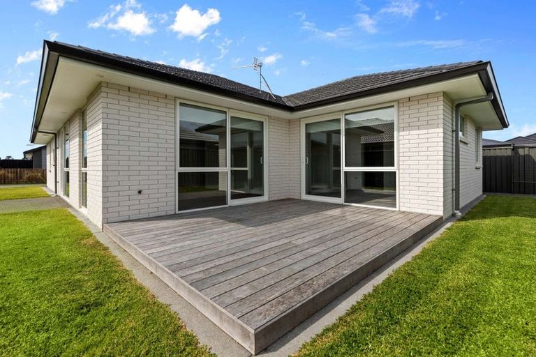 Photo of property in 3 Lattay Lane, Pyes Pa, Tauranga, 3112